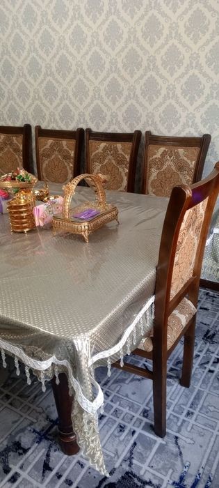 Комплект стол и стулья