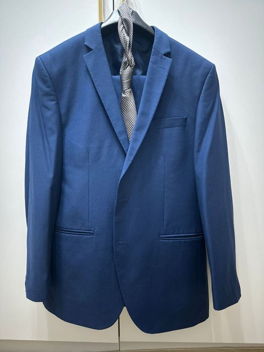 костюм мужской два вида