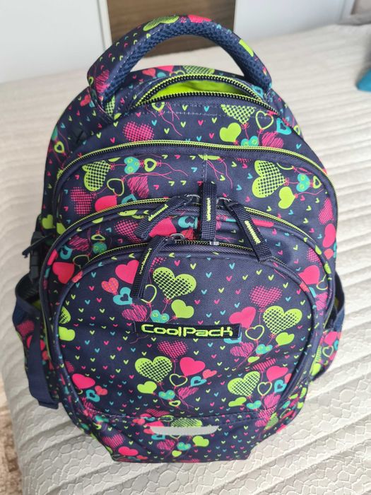 Раница за училище