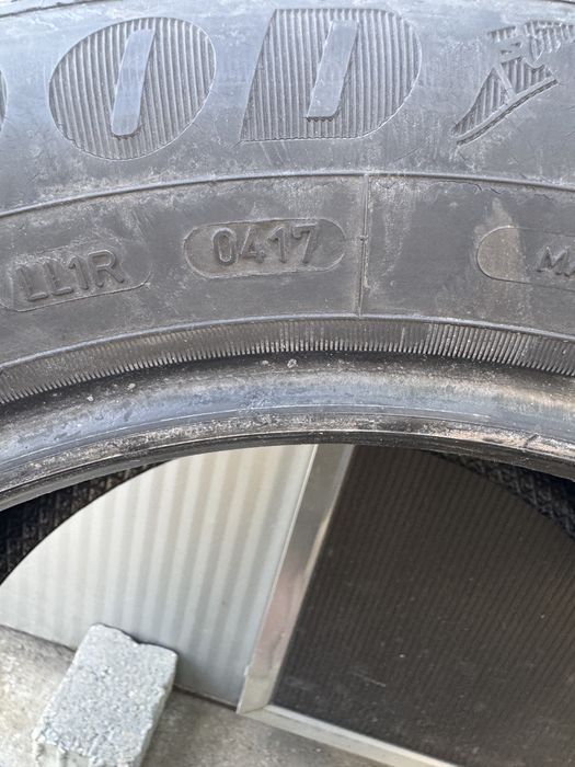 Anvelope auto de vara 225/55/16 personale in stare buna