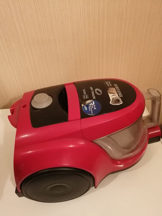 Пылесос Samsung Air Track (Модель SC 4520)