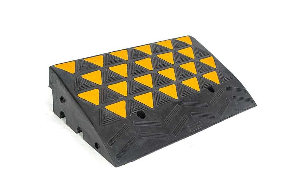 Съезд заезд на бордюр