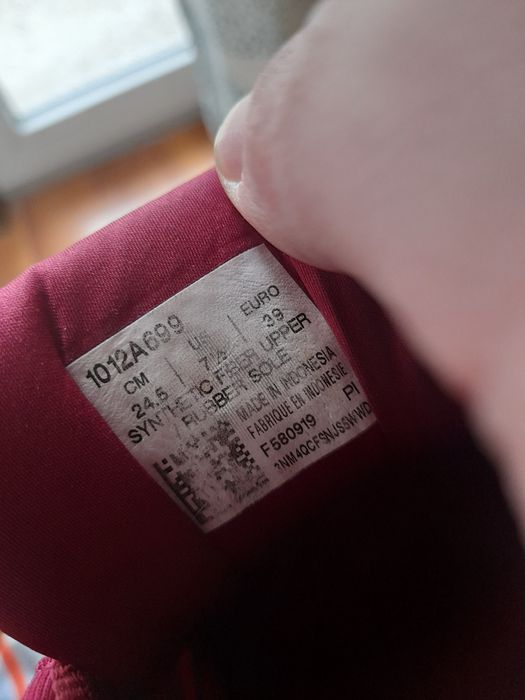 Asics GLIDE Ride дамски маратонки 39 номер.