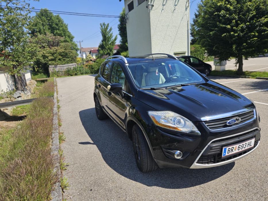 Vand Ford Kuga, an 2010