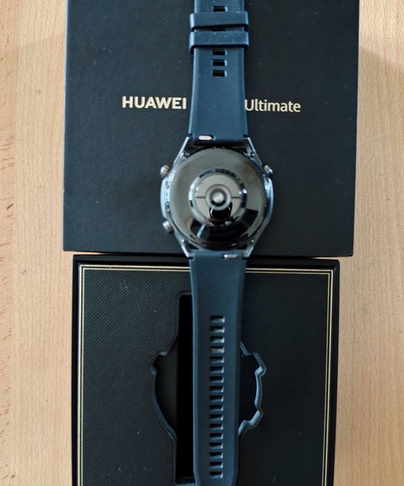 Huawei Watch Ultimate (Expedition Black) – Перфектно състояние / Пълен комплект