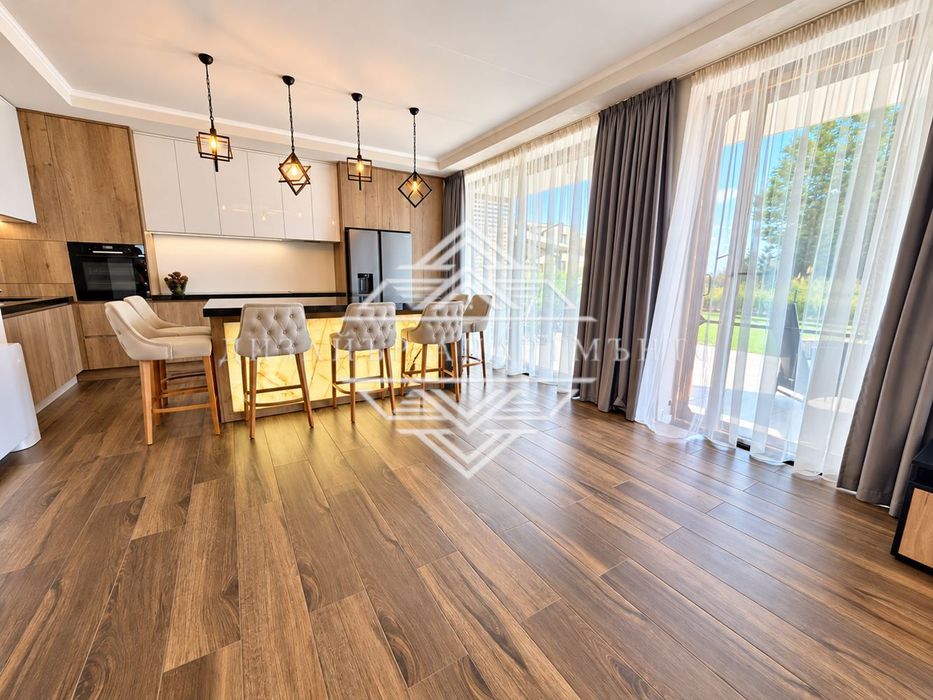 Дава се под наем Къща в Бургас, Сарафово - 230 кв.м за 2951 € - Снимка #1