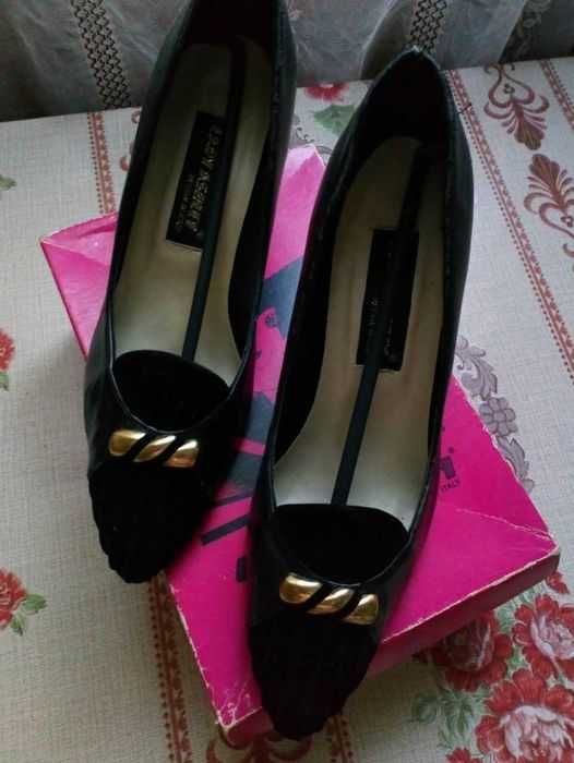 Туфли женские tufli 37 Италия