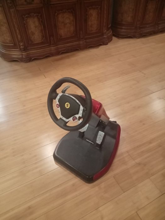 Руль игровой срочно продам