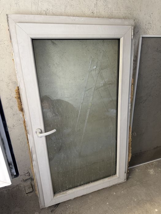 Продам пластиковое окно