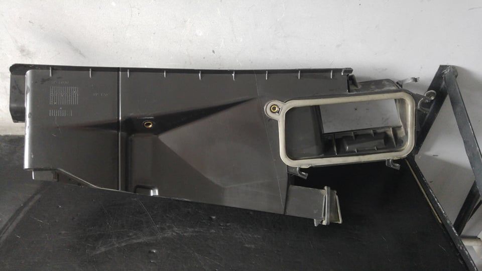 Carcasa filtru aer mercedes e class w212 a 212 830 01 44