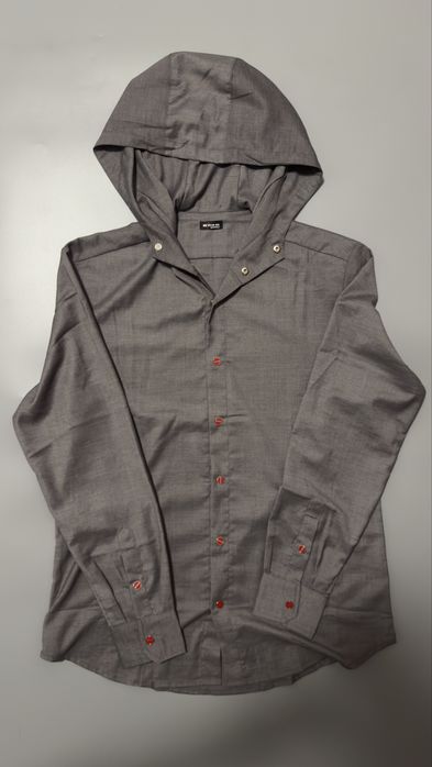 Рубашки с капюшоном Kiton