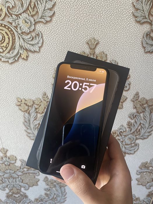 Iphone 11 pro sorchna sotiladi ideal karobkasi bor