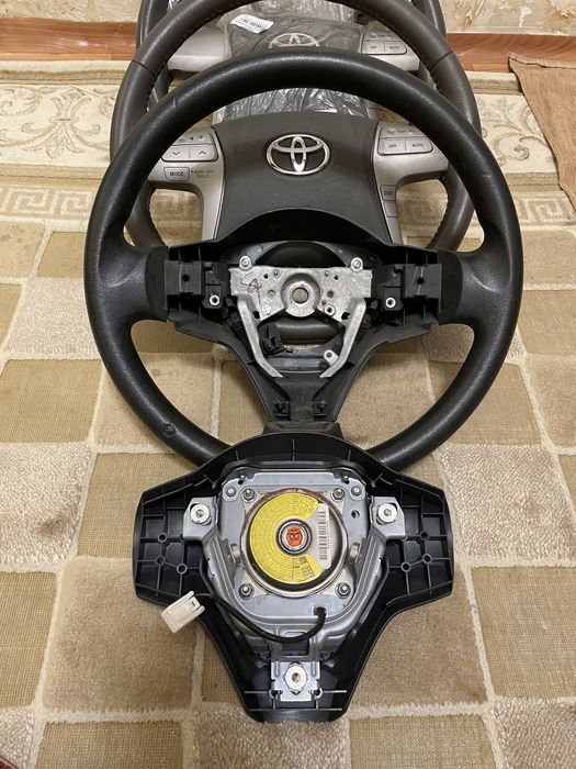 Руль от тойоты ярис седан хэтчбек 2005/2012
