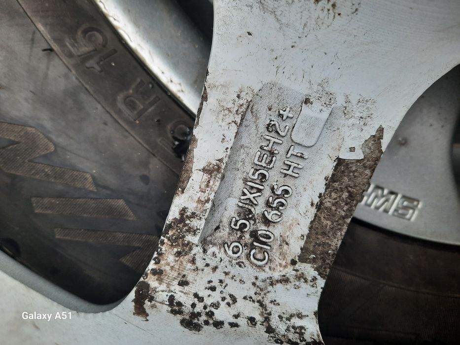 Ляти джанти с гуми зимни 5×112,15цола