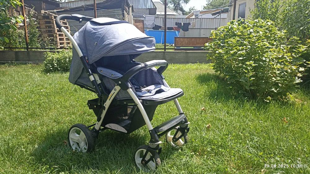 Коляска Adamex quatro monza