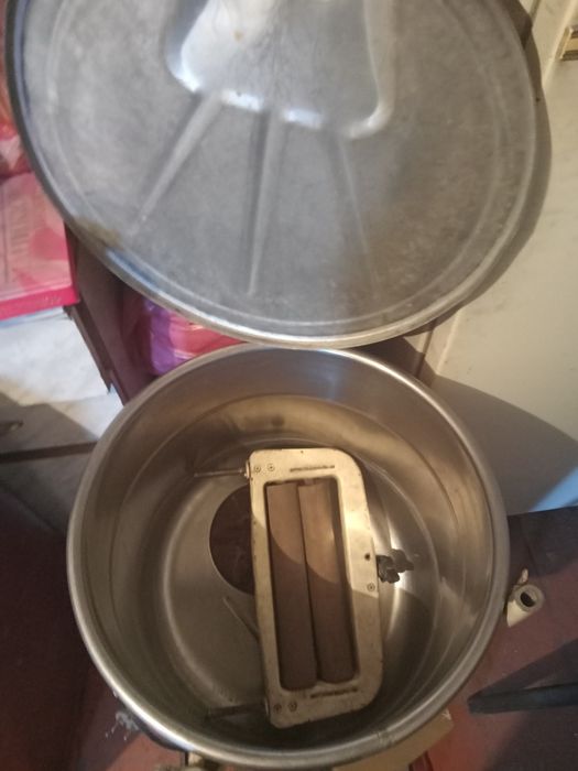 Продам стиральную машину