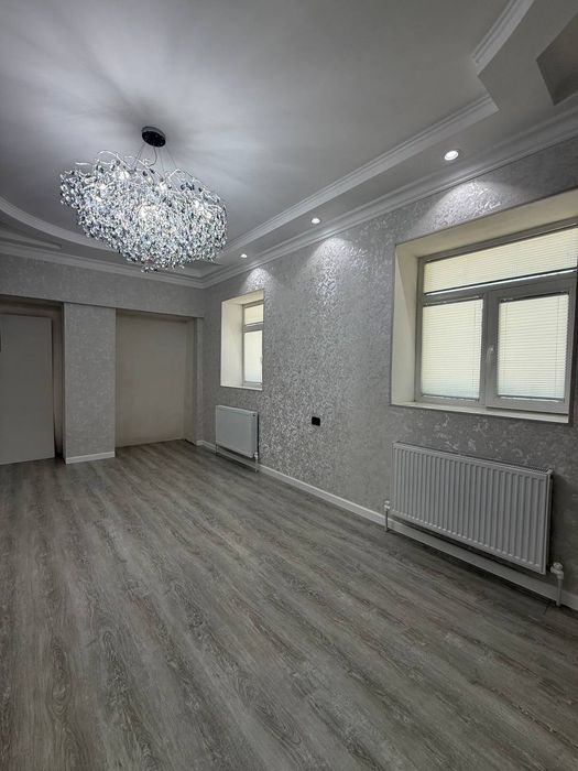 Возле Чарсу Озод проезд Гульзор Дом Участок 4,1 сотки 220 м² 9 комнат