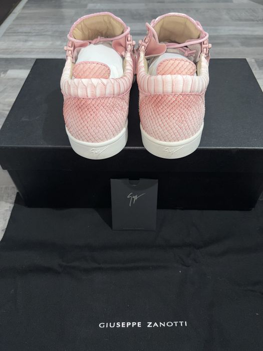 Женски обувки GIUSEPPE ZANOTTI 37