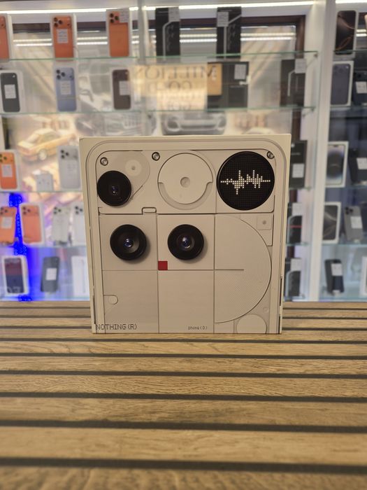 Nothing Phone 3 256GB. 12GB RAM. SIGILAT !! White