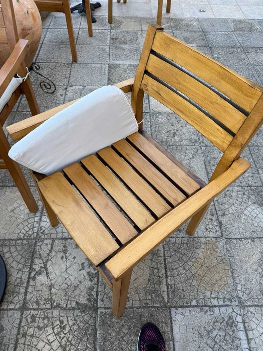 Градински маси и столове