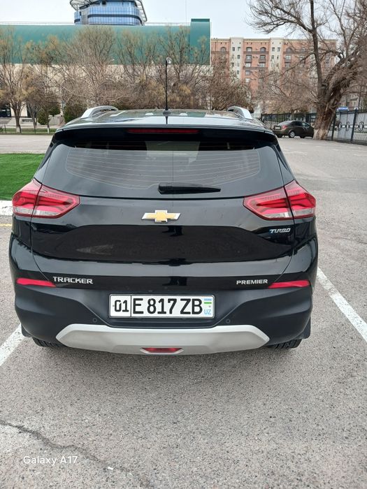 Srochno sotiladi traker 2 primer