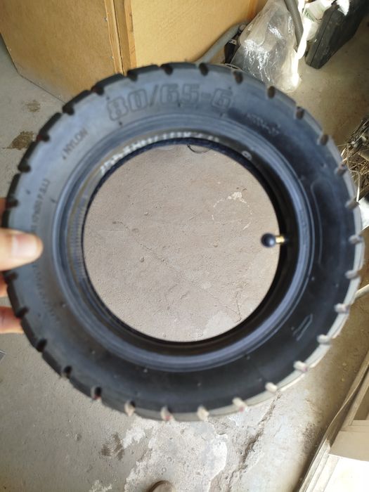Покрышка камераси билан янги 80/65 6