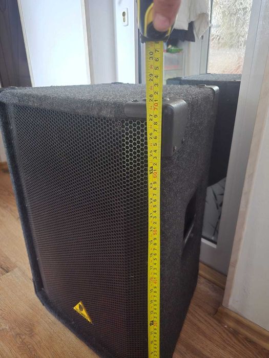 Vând Boxă BEHRINGER Eurolive B1520