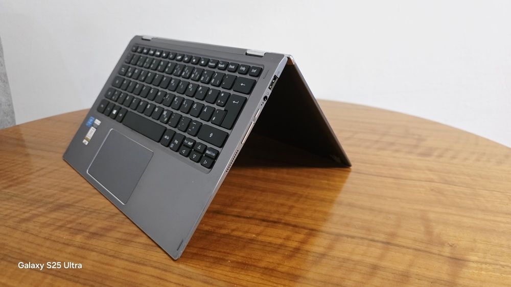 Laptop tableta acer 2 in 1