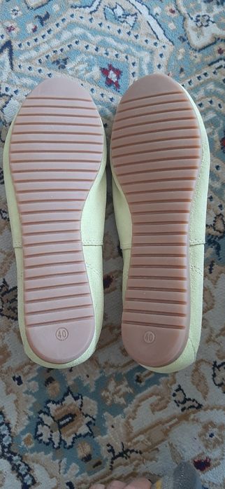 Продам мокасины женские