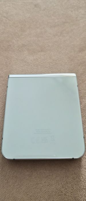 Samsung galaxy z flip 5