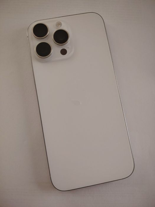 Iphone 16 pro max гаранция