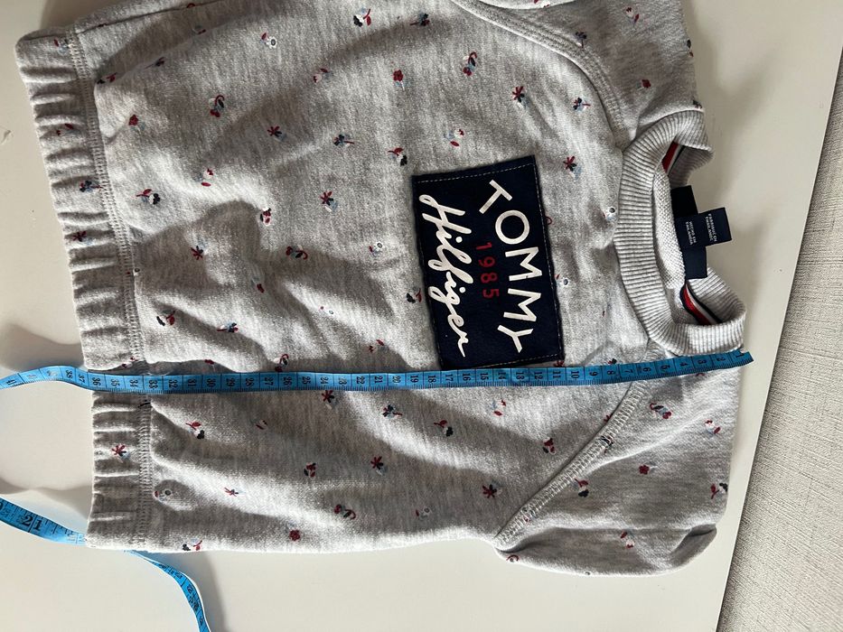 Лот дрехи за момиче Tommy Hilfiger, Puma, H&M, Христо Стоичков