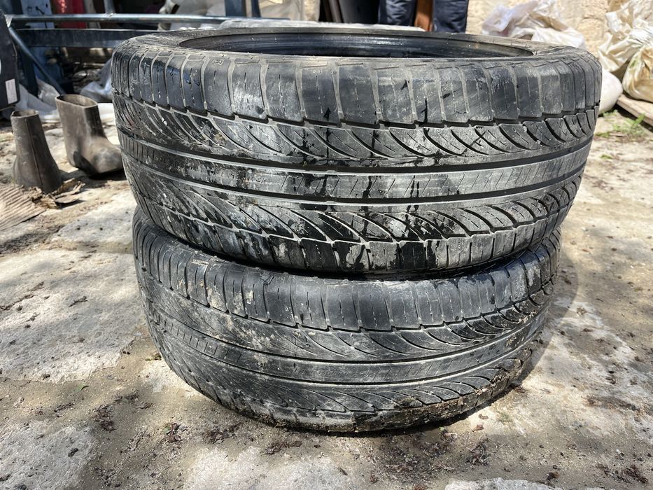 Шины 215/55 R17 4 шт