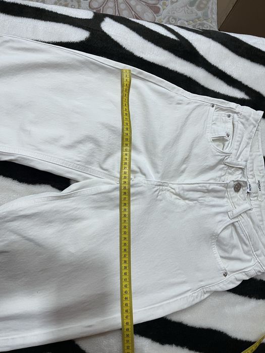 Blugi albi XS monday