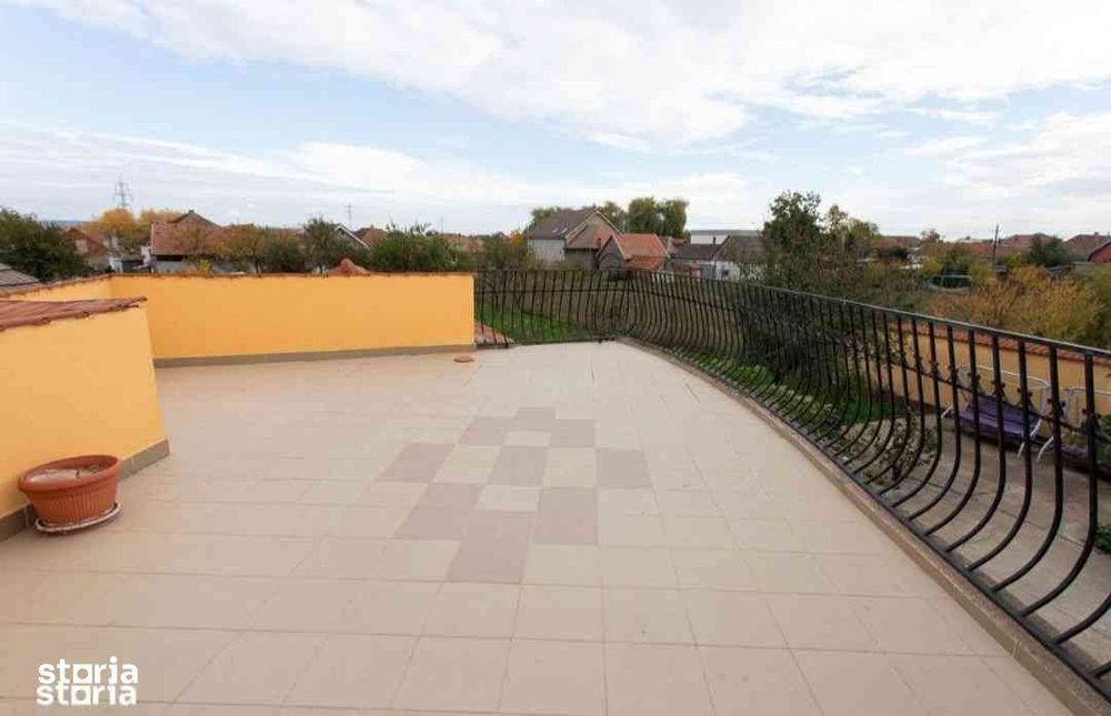 Vilă  Parter+ Mansardă Santandrei mobilată utilată