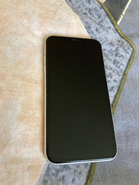 Продам iPhone 11 128gb