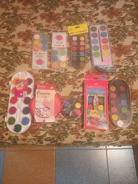 Бои за рисуване и гумички -6евро