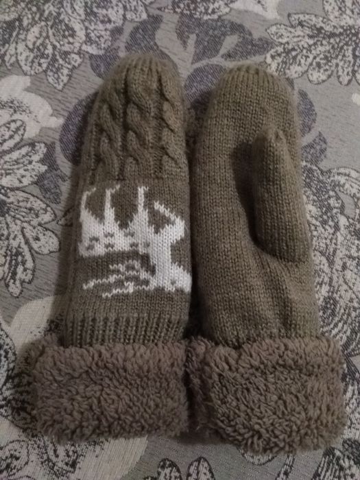Варежки по 500тг.