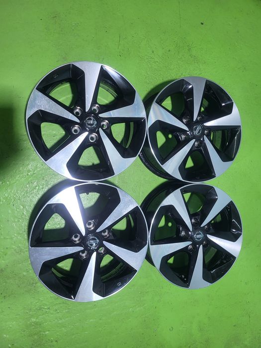 16 5x114.3 Nissan лети джанти 5х114.3