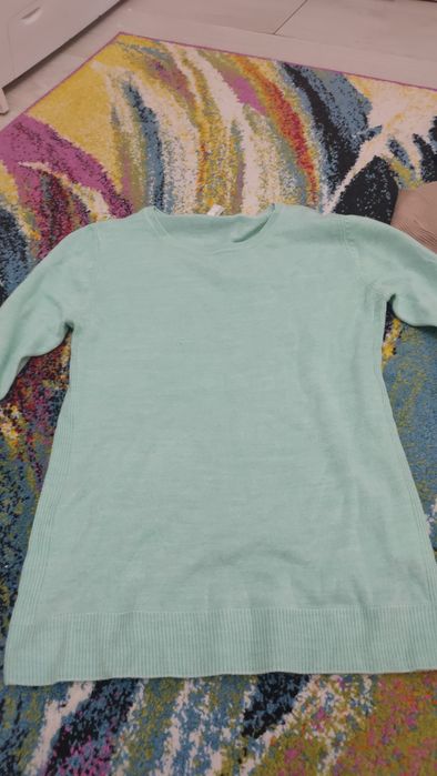 Продам теплые вещи на девушку размер xs,