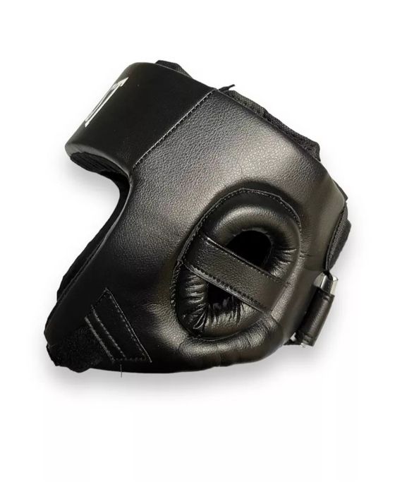 Шлем для бокса на мальчика