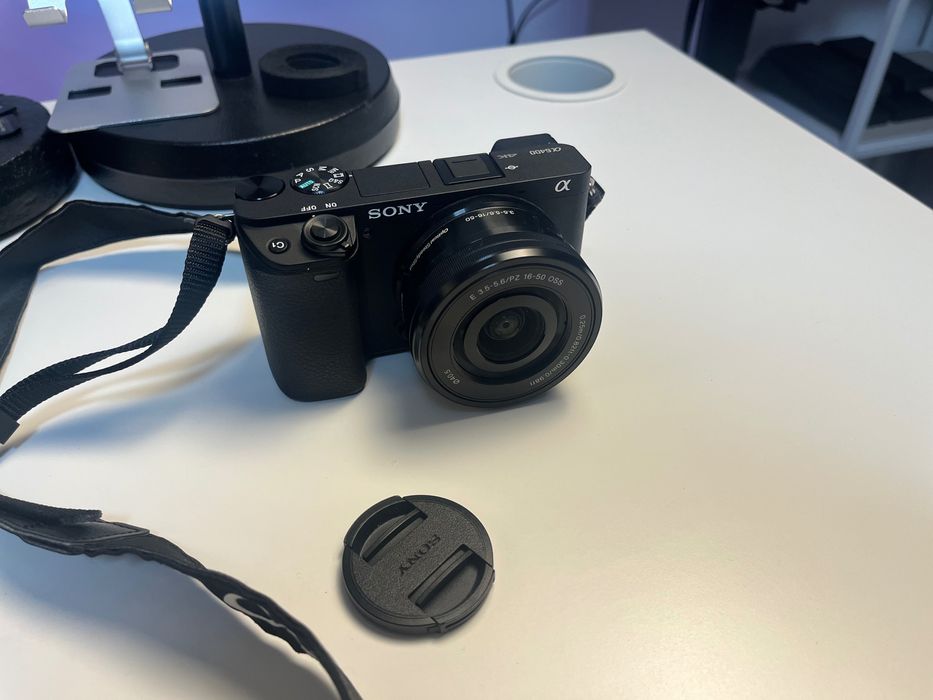 Aparat de foto-video Sony A 6400