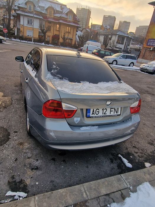 BMW seria 3 E90 318i