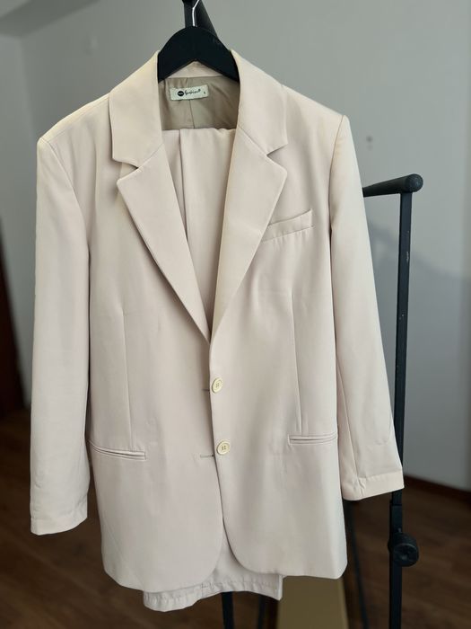 Прадается новые вещи