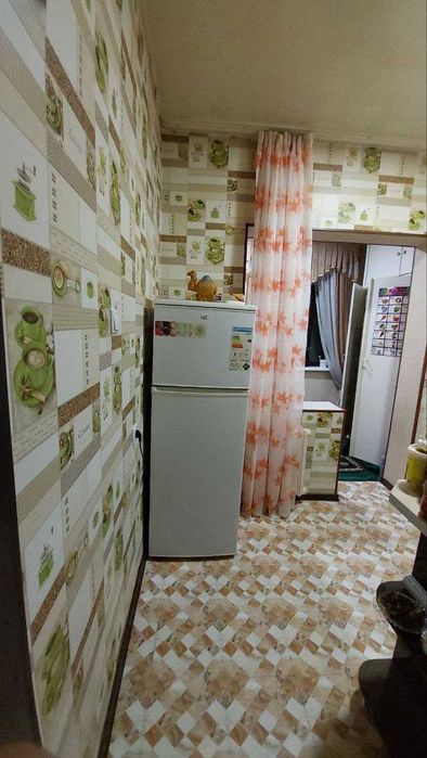 Прадаётсия Яшнобод туман Крестик корзинка метро-3 2(3)/5/5 60м2