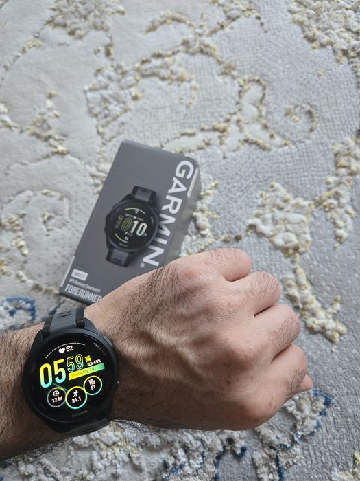 Garmin forerunner 165 (AMOLED)