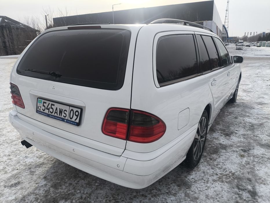 Mercedes е 320 универсал