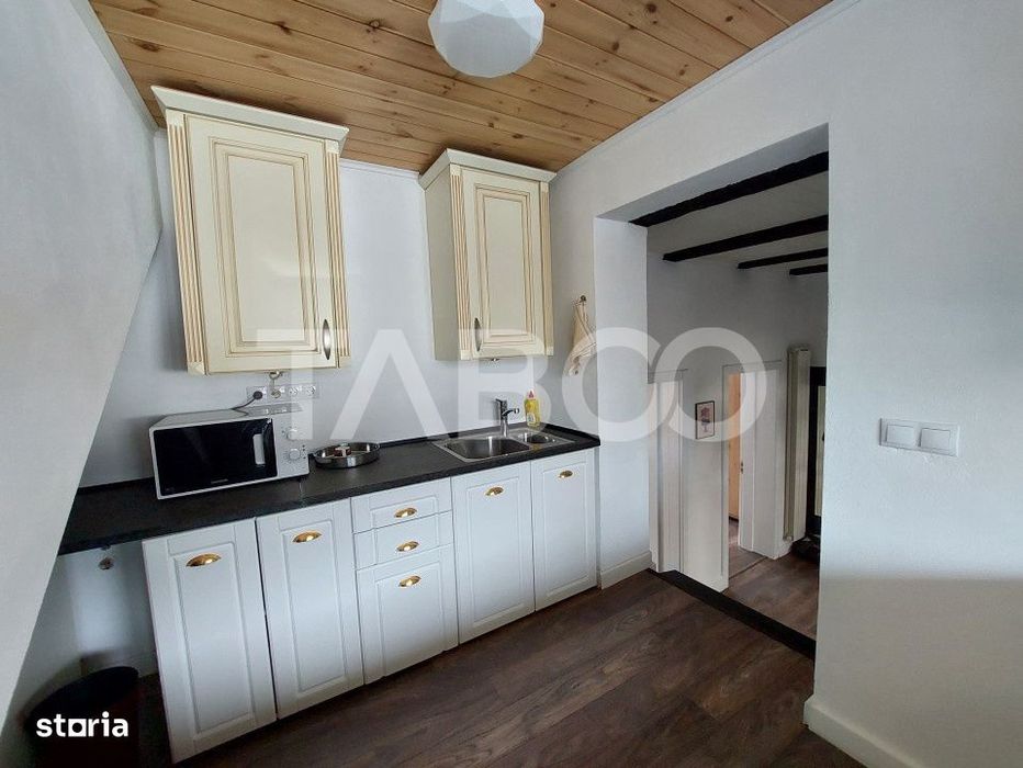 Casa de inchiriat 120 mp 3 camere 2 bucatarii 2 bai zona Gusterita