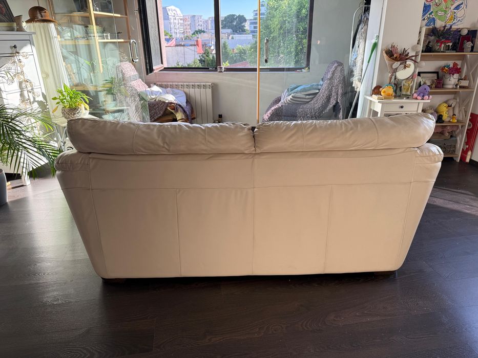 Canapea piele crem extensibila