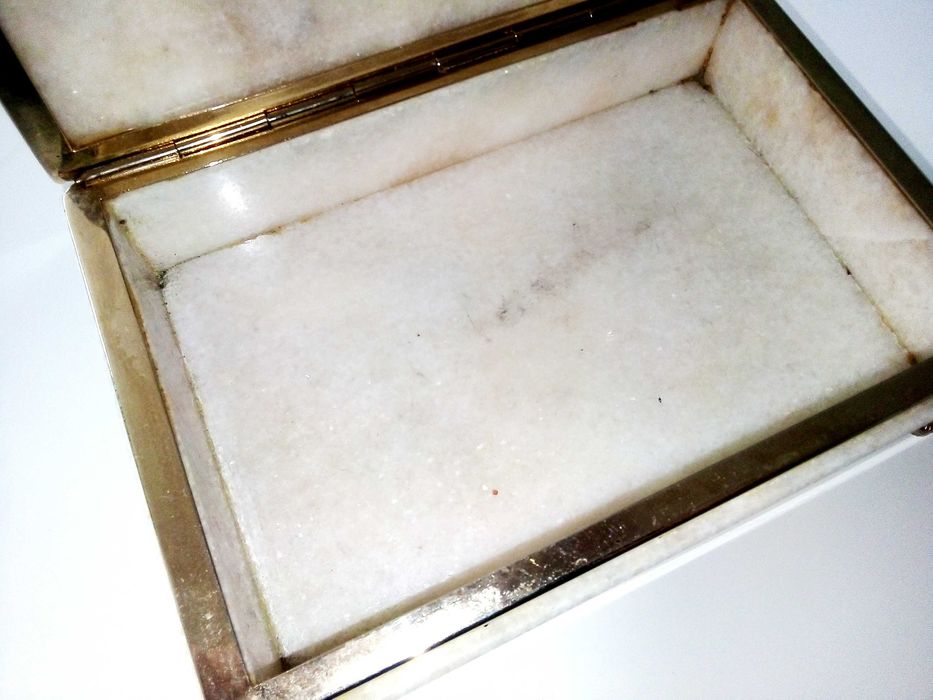 Стара мраморна кутия + голям масивен пепелник